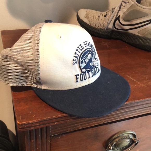 Seattle Seahawks New Era SnapBack Hat 59fifty - Picture 4 of 5